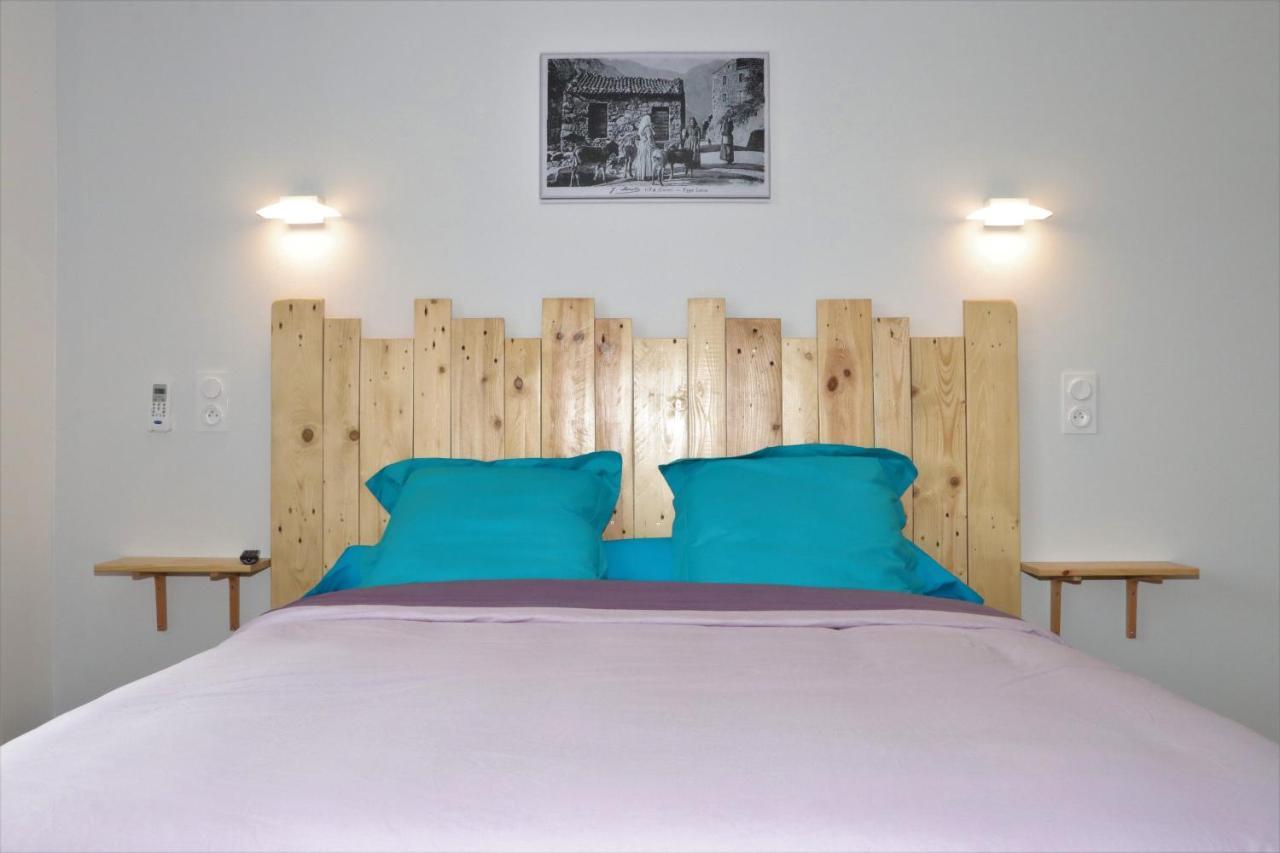 Chambre D'Hotes Mantei Castirla エクステリア 写真